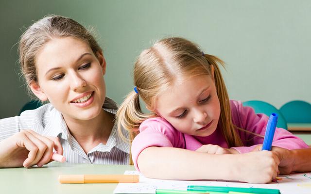 Canalys:2025年第二季度全球智能手机出货量微降至2.889亿部